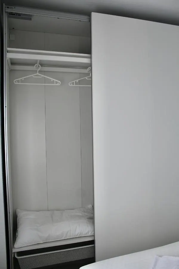 Wish Suite Campana De Sevilla 0*, Seville
